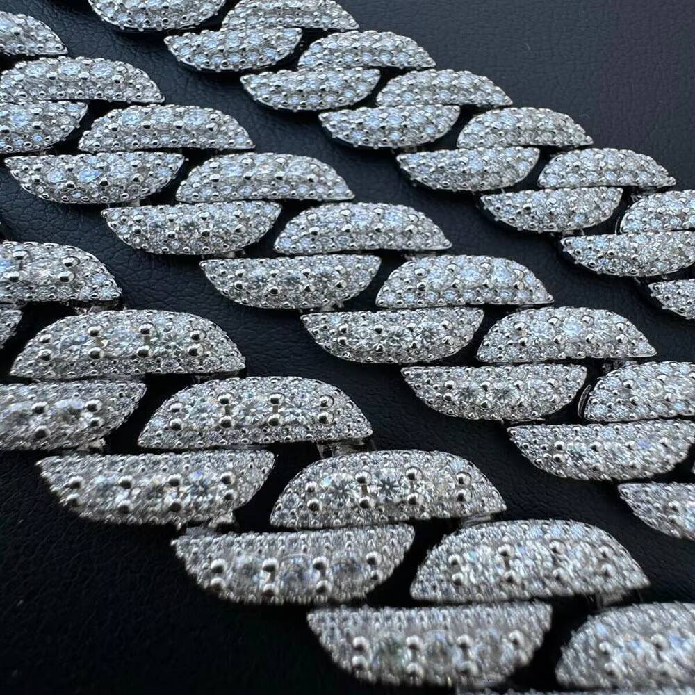 925 Silver D Color Moissanite Diamond Luxury Cuban Chain Cut Claw Setting Vintage