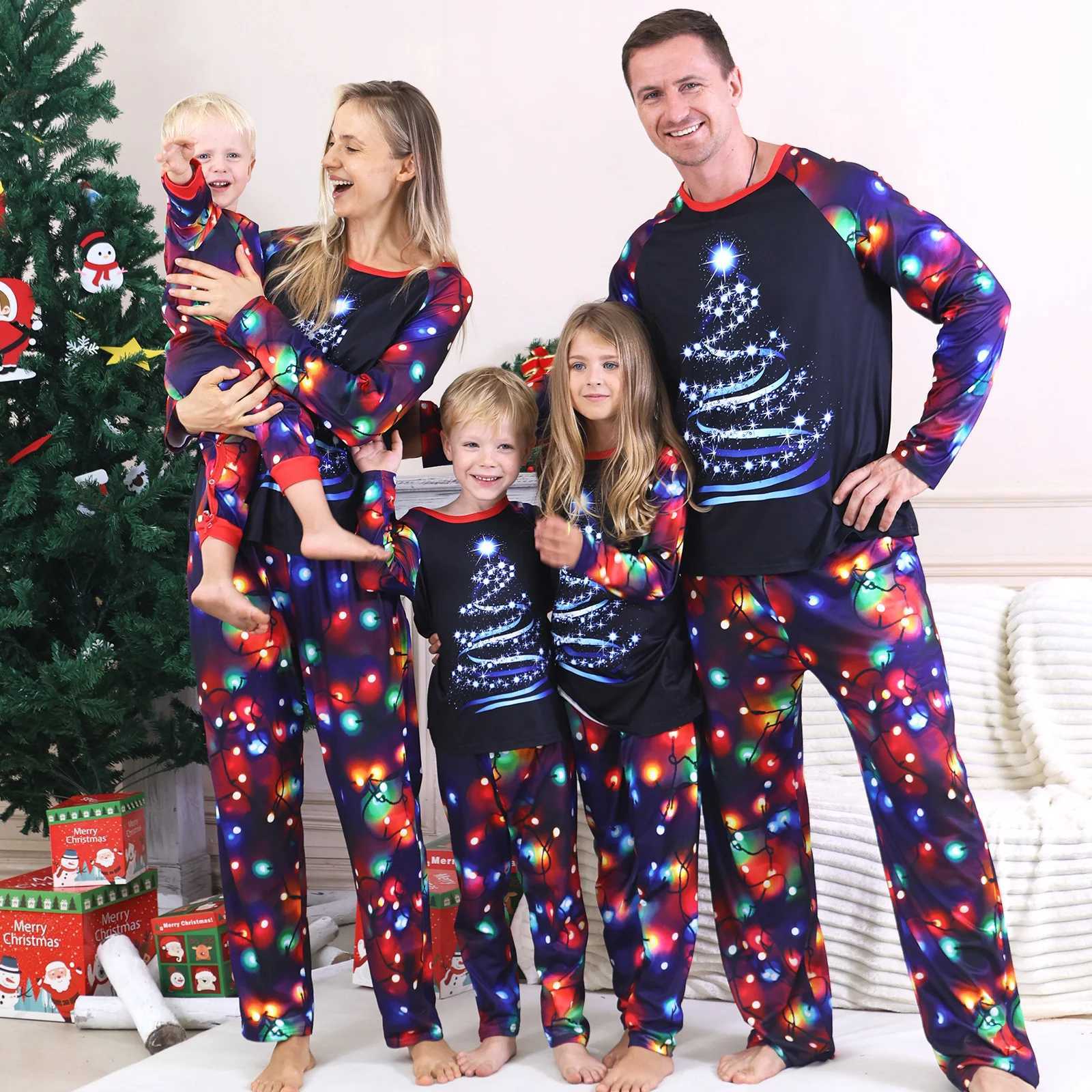 2025 Christmas Pajamas Set for Family Fairy Light Print Loose Sleepwear Baby Romper Mother Father Kids Matching Outfits Xmas Pjs L2510215PLU