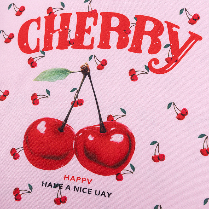 New designer girls' clothing in stock, fashionable and cute children's clothing, European and American style baby clothing