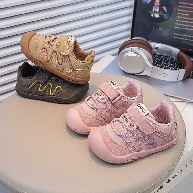 Baby Walking Shoes Girls Breathable Mesh Shoes Autumn 2025 New Boys Outdoor Functional Shoes Antislip Kids Shoes C251021