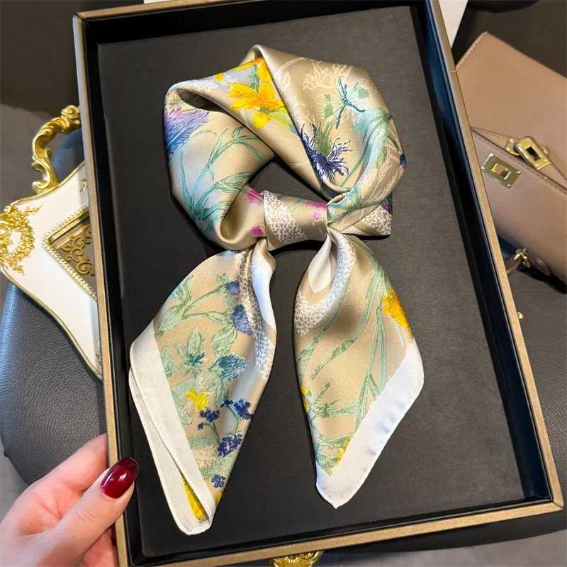 2025 New Fashion Floral Print Shawl Square Scarf for Women Satin Wraps Neckerchief Female Hair Bands Ribbon Headband Bandana W251021