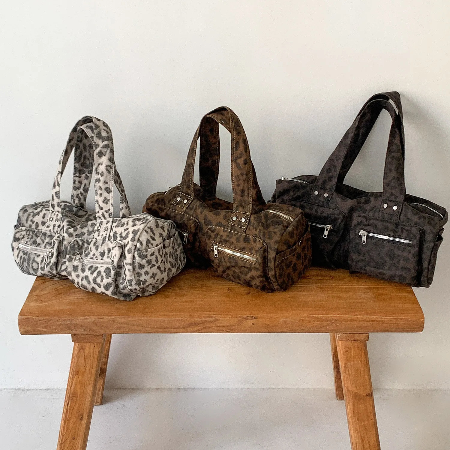 Large Capacity Leopard Print Shoulder Bag Y2K Vintage Underarm Purse for Women Lazy Style Casual Tote Bag 251015