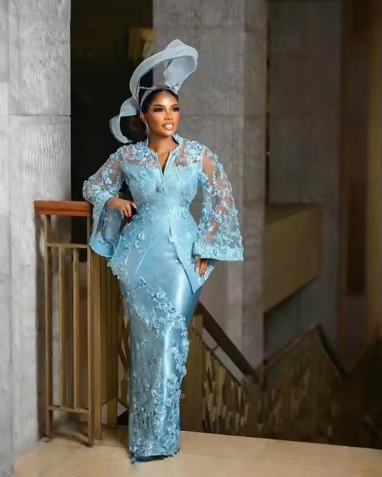 Pretty Floral Lace Mother Evening Dress Unique Flare Sleeves Satin Formal Party Dresses Formal Maid Of Honor Evening Gowns