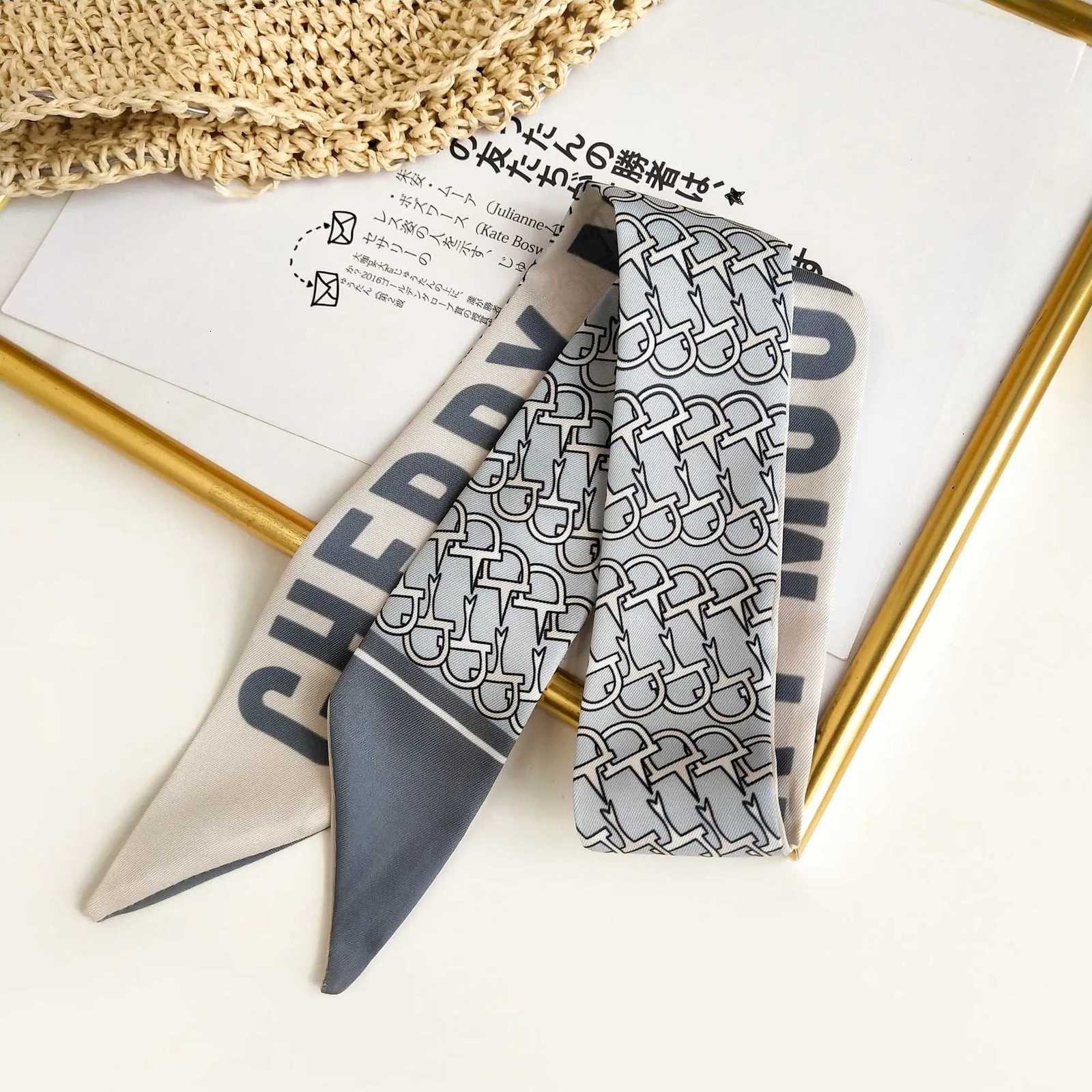 KoreanSty Small Silk Scarf Wens Spring Autumn Narrow Fashion Long Strip Arm Bag Ribbon Neckerchi Small RibbonW251021