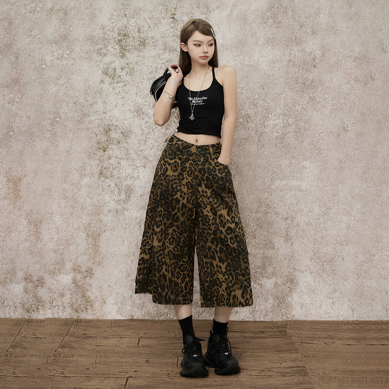 2025 American leopard print women's jeans summer new straight tube loose high waist slim fit versatile autumn and winter new designer pants wide 