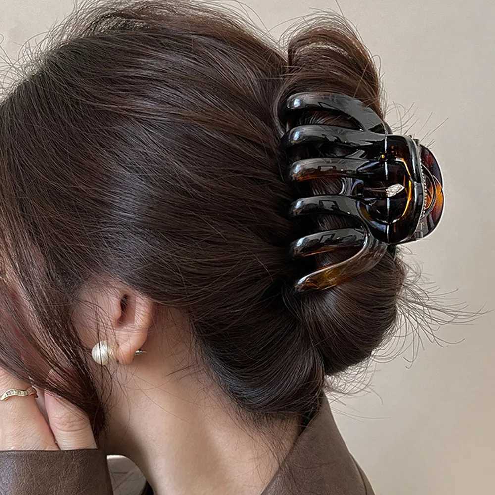 Acrylic Pumpkin Hair Clips Hollowed Simple Fashion Hair Claw For Women Vintage Temperament Shark Y2k Trendy Hair Volume ClipsW254021