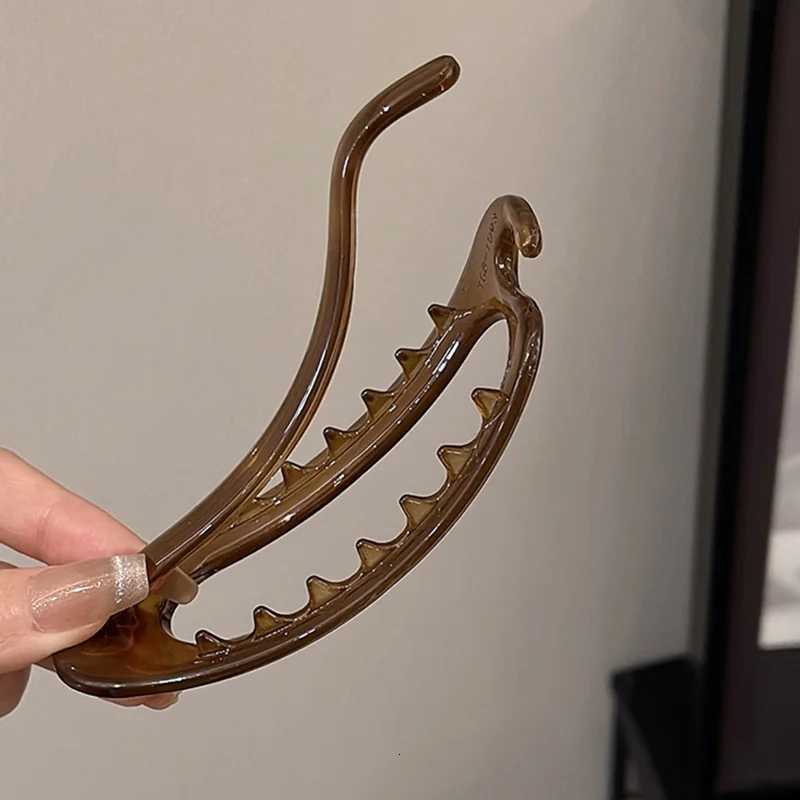 Vintage Solid Hollow Oval Simple Twist Hair Clips For Women Temperament Hair Ornament Headband Hairpin Fashion Hair AccessoriesW254021