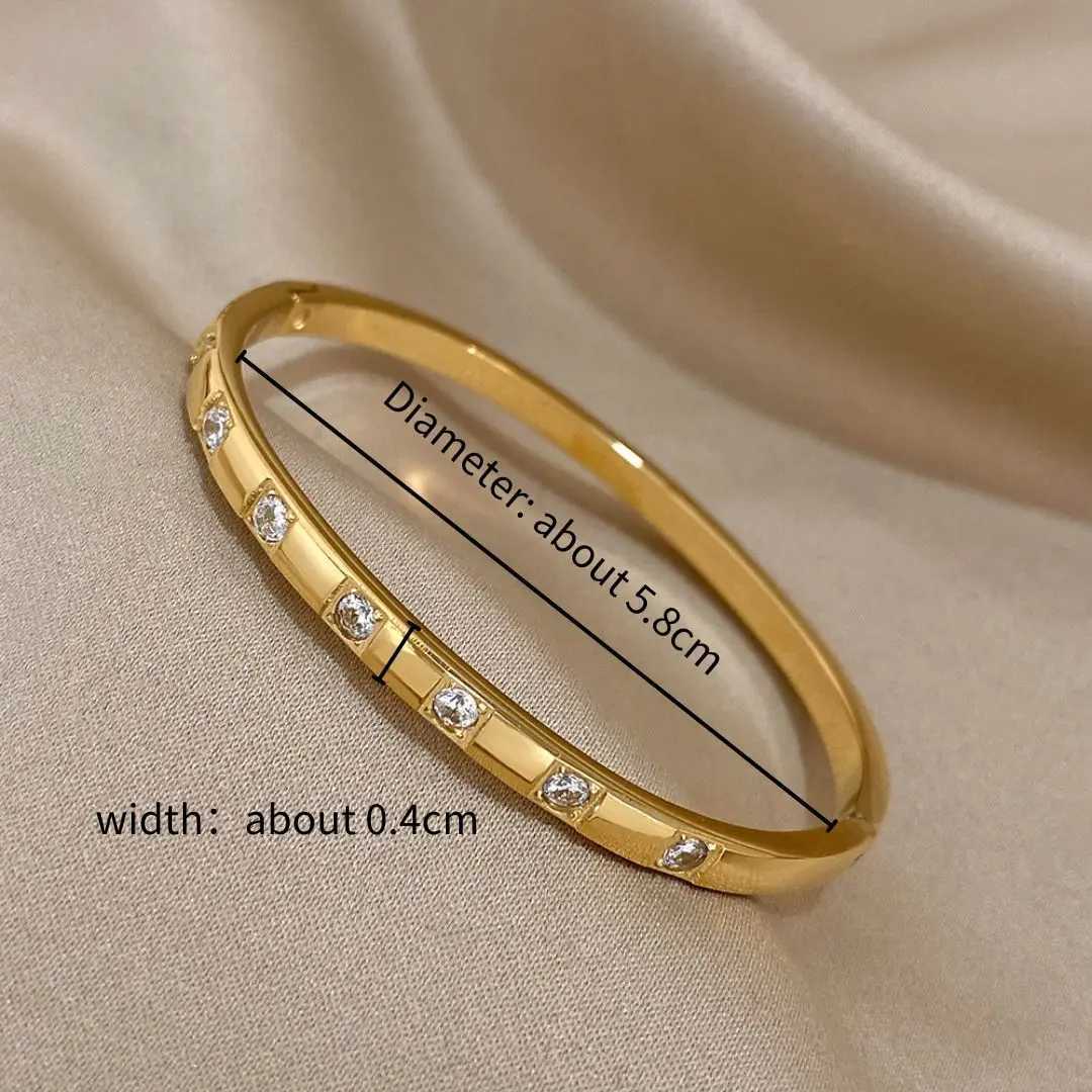 Stainless Steel Square Rhinestones Bangle Bracelet for Women Minimalist Cuff Bangles Waterproof Stackable Jewelry Accessories J251021