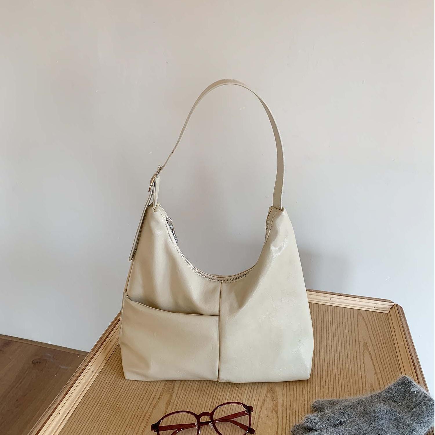 Autumn and Winter Soft Leather Luxury Handbag Large Capacity Commuter Bag Simple Style Fashion Designer Bag Versatile Women's Shoulder Bag