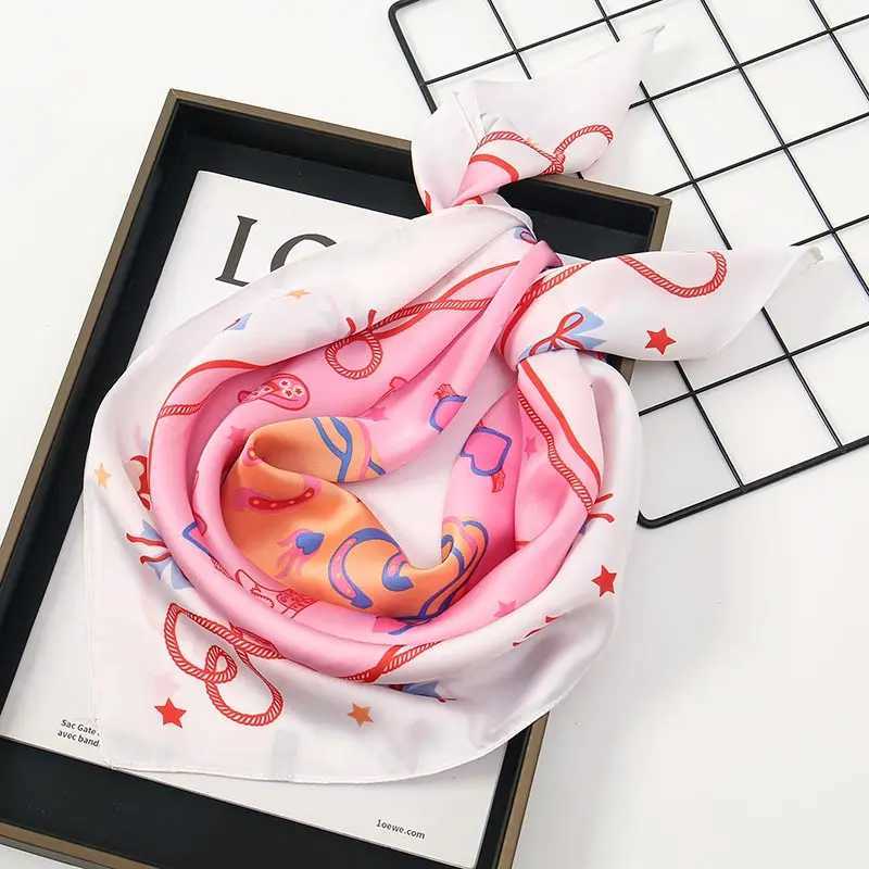 2025 New Fashion 70x70cm Wens Scarf Seda Paisy Printing Cachecol Square Decorative Banda Pescoco Luxa Banda DesignW251021