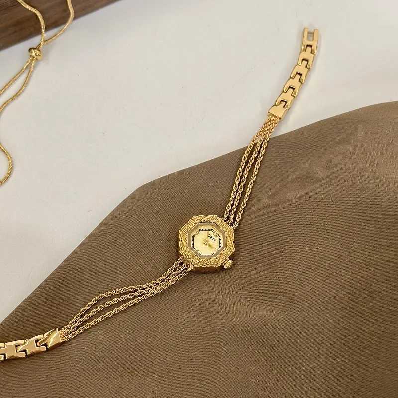 Elegant Gold Bracelet Ladies Retro Luxury Womens Quartz Fashion Ultra Thin Chain Jewelry Gift for WomenXJ251021