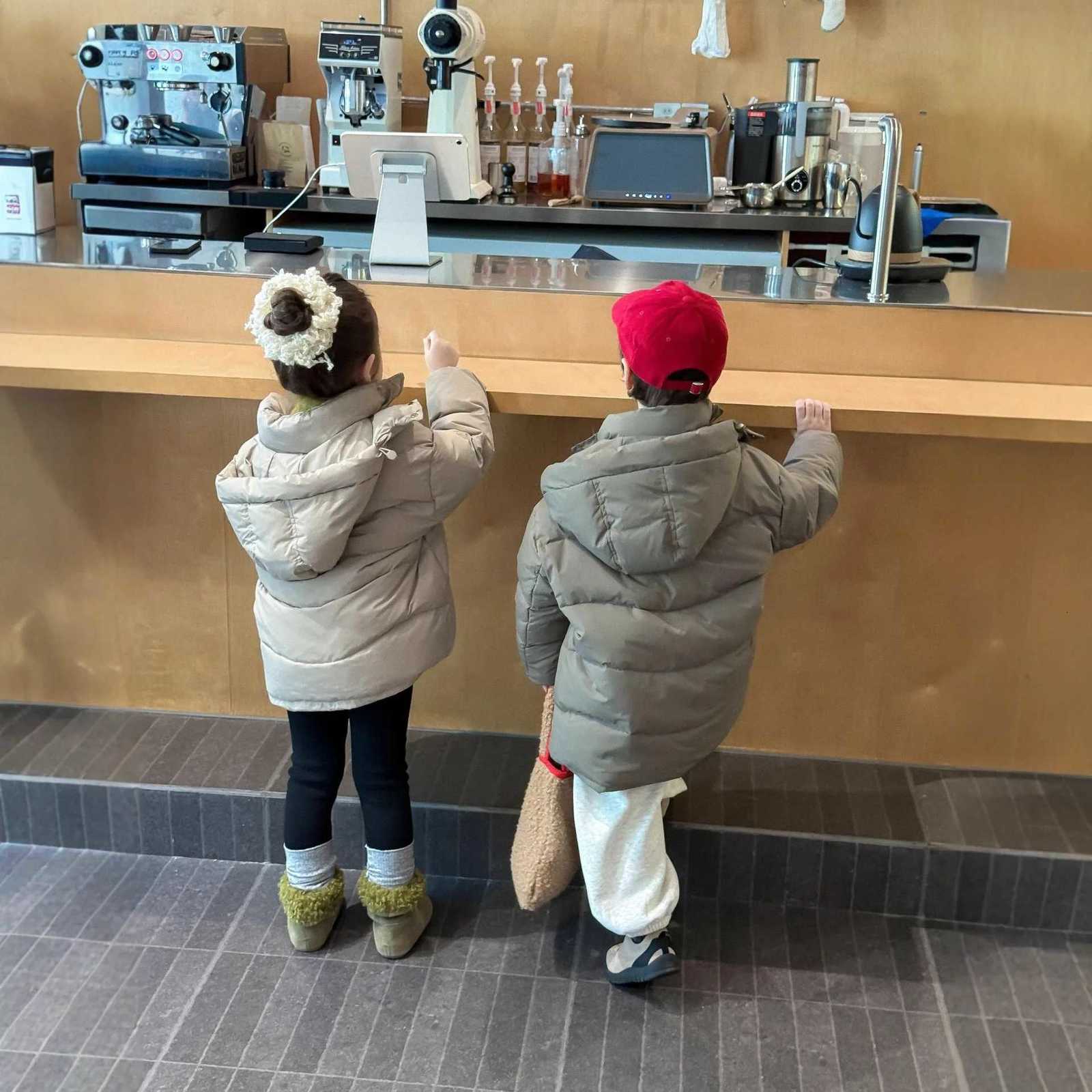 Winter 2025 38Y Children Boys Down Jacket Windproof Russia Kids Baby Girls Down Coat 90 White Duck Toddler Boys Outerwear CoatT251021