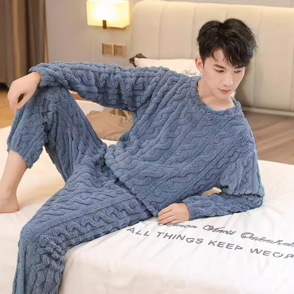 Autumn and Winter Mens Couples Warm Pajamas Homewear Suit Womens Coral Fleece Pajamas Thickened Thermal Underwear Homewear i251021
