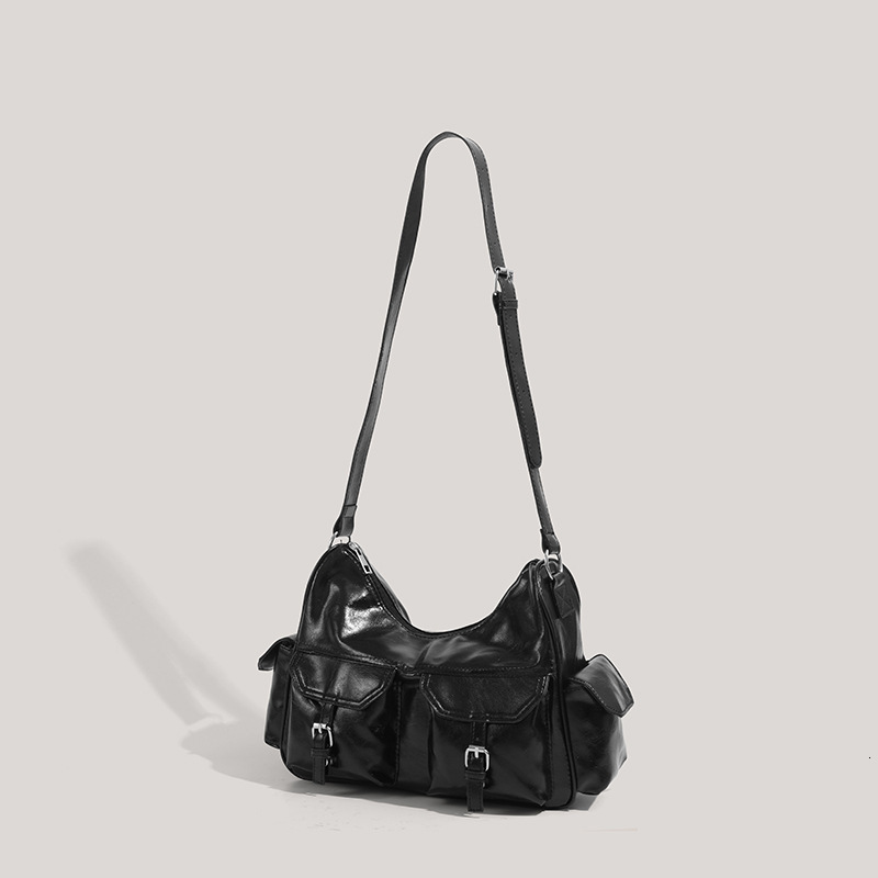 Retro style new autumn and winter designer bag women's fashion multi pocket underarm bag large capacity luxury handbag commuting shoulder bag