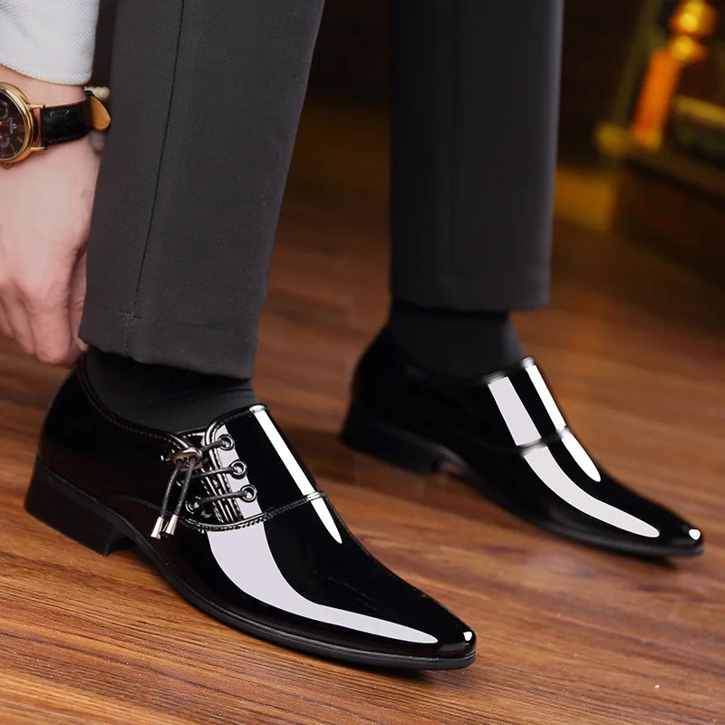 Classic Patent Leather Shoes for Men Business Mens Dress Shoes Fashion Elegant Oxfords Shoes Mens Wedding Party Shoe 2025 251021