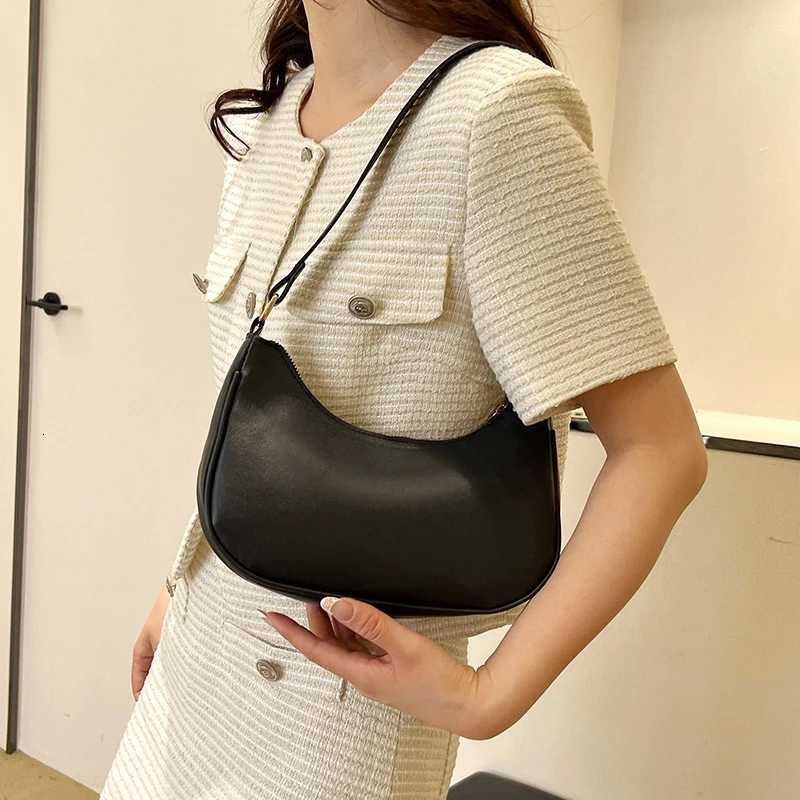 Womens Fashion Handbags Retro Solid Color Pu Leather Bag Half Simple Color Underarm Shoulder Bag Moon Casual PurseXJ251021