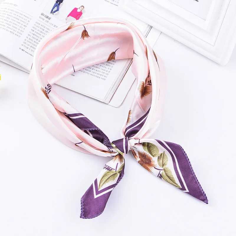 Fashion etiquette 5050cm High Quality Scarf Wen Small Soft Squares Decorative Scarf Stripe Print Kerchi Neck WrapW251021