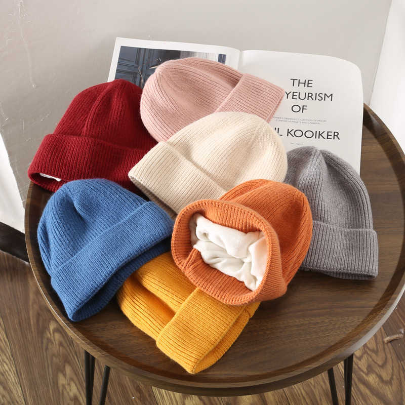 Womens Autumn and Winter Pure Color Light Board Plush Warm Knitted Hat for Outdoor Travel H251020