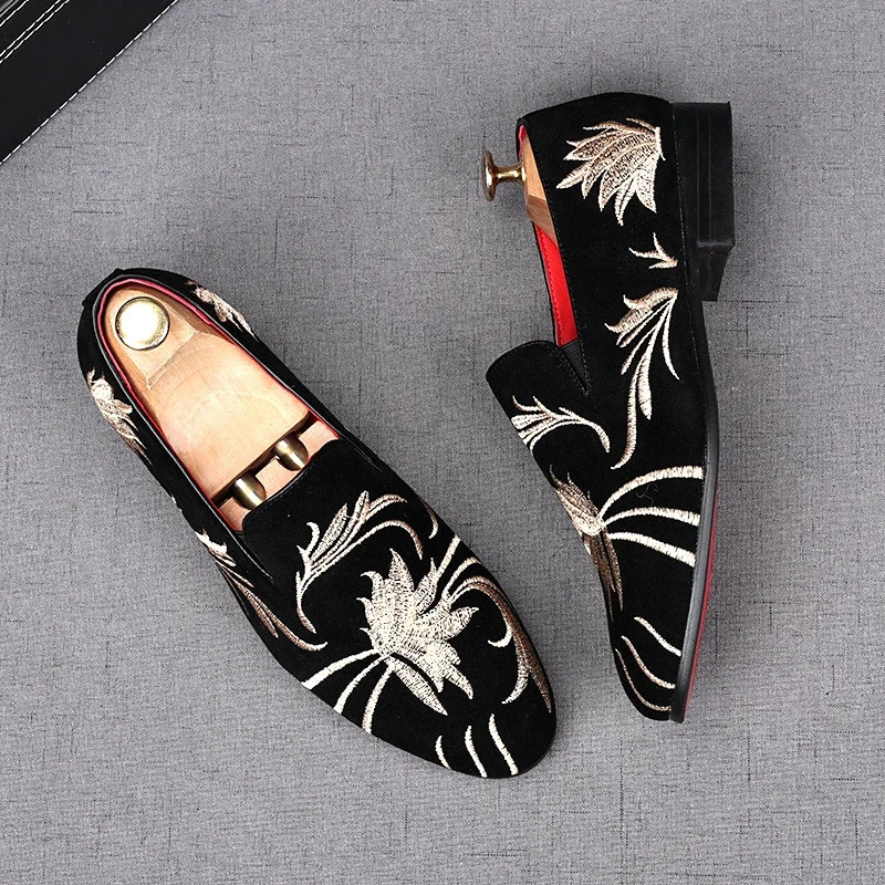 Men Suede Leather Shoes Embroidery Men Loafers High Quality Moccasins Party Wedding Shoes Men Flats 3848 251021