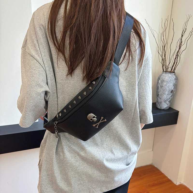 Fashion brand Women Waist Bag 2024 new Chest Bag Phone Pack Designer soft Leather Fanny Pack Unisex Shoulder Crossbody Bag purse Z251021