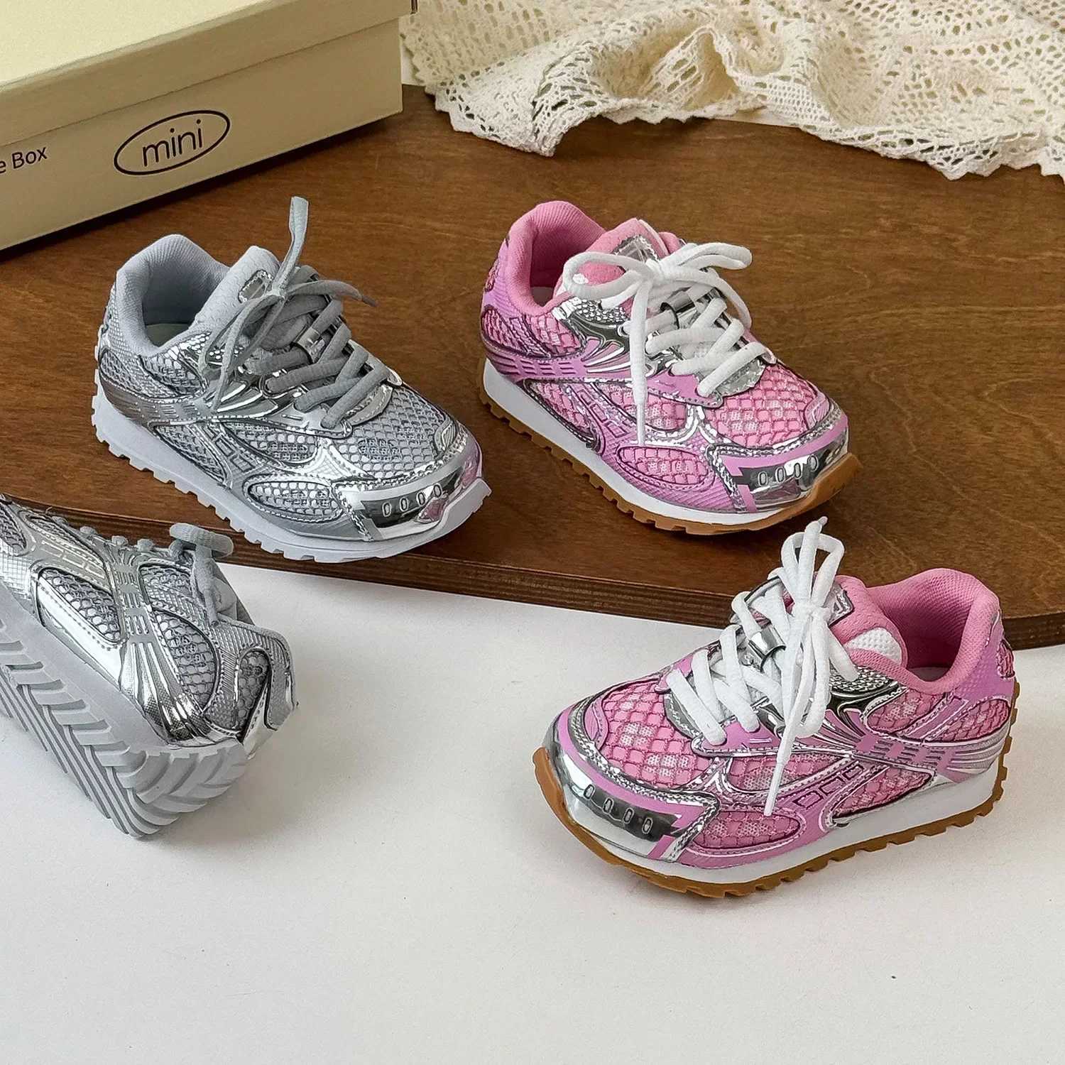 Toddler Kids Breathable Orbit Metallic Rubber Mesh Sneakers Boys Girls Sports Walking Shoes Children Casual Fashion Bling Shoe W251021