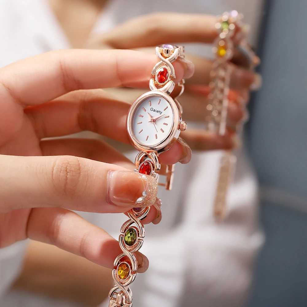 Ladies Fashion Casual Luxury Rhinestone Elegant Temperament Line Scale Retro Oval Dial Quartz Suitable for Daily WearXJ251021