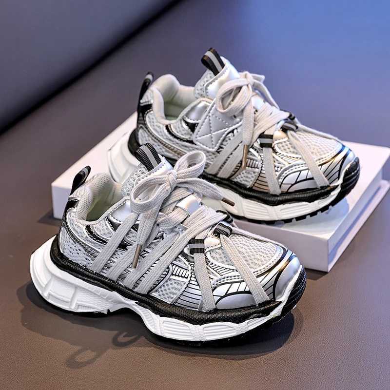 2025 Autumn Pink Sneakers Girl Sports Shoes Outdoor NonSlip Children Platform Sneakers Fashion LaceUp Designer Shoes For Boys C251021