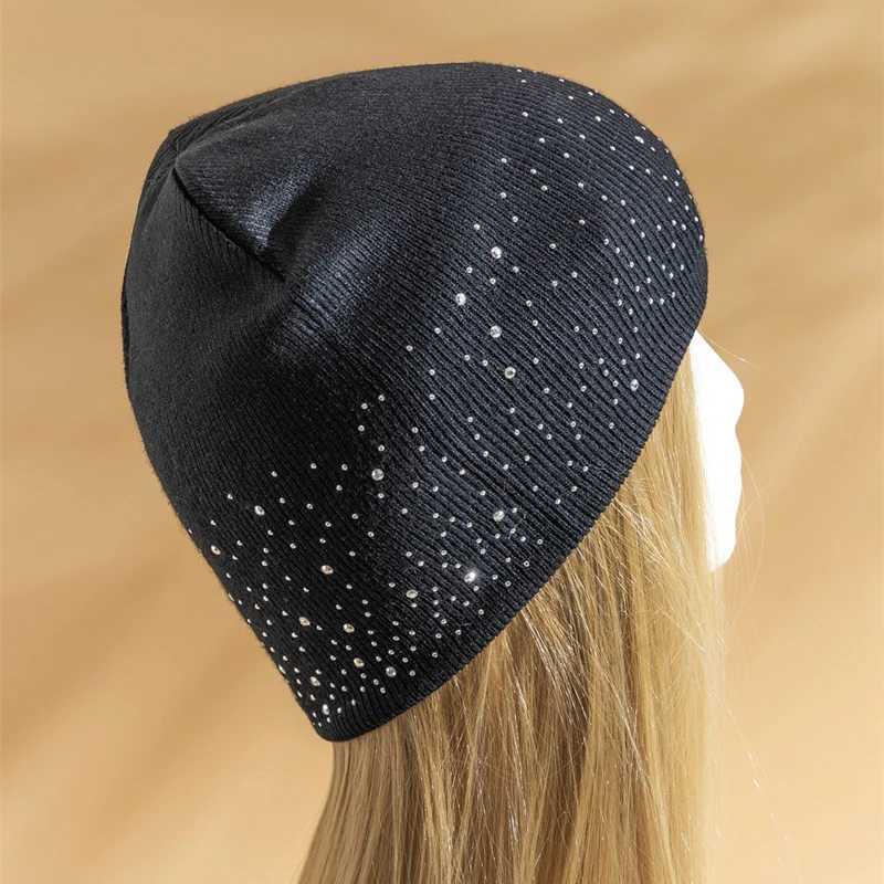 Hot Sale Women Casual Winter Fall Hat Stylish Shiny Rhinestone Decor Womens Beanie Outdoor Streetwear Knitted Hat J251022