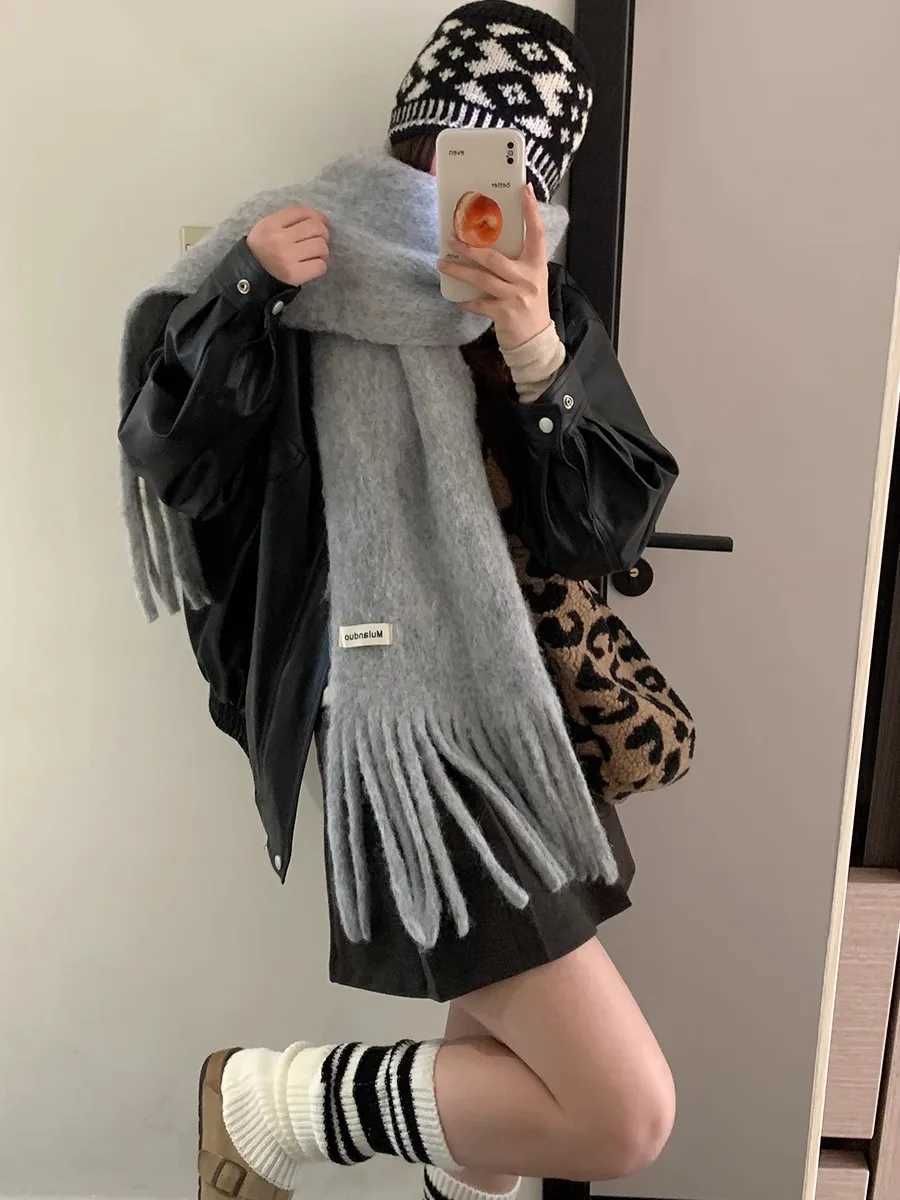 Womens Thick WoolBlend KoreanStyle Gray Knit Scarf For Autumn And Winter Warm And Stylish Perfect For Students J251022