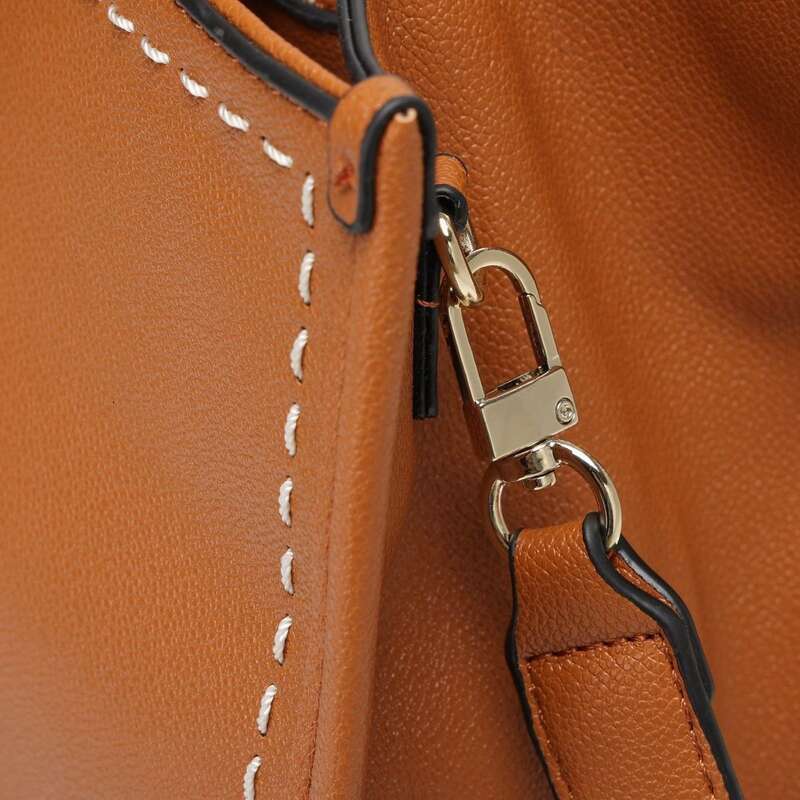 Men's Autumn/Winter New Single Shoulder Bag For Men, Europe And America Large Capacity Leisure Business Office Retro Versatile Light