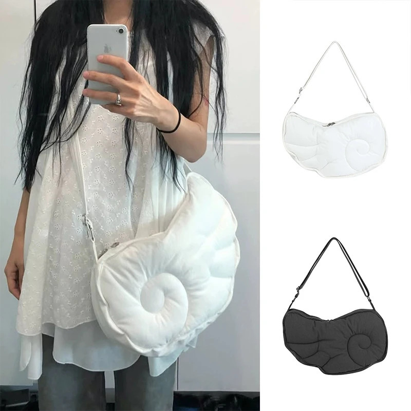 Fashion Messenger Bags Niche Angel Wing Shoulder Bags Creative Highend Underarm Bag Japanese Style Womens Bags 251021