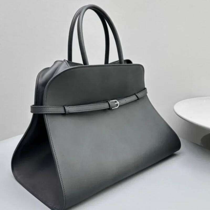 Adjustable Straps, Minimalist Design Tote Capacity Commuter Bag Cowhide Niche Shoulder Handbag Large Soft