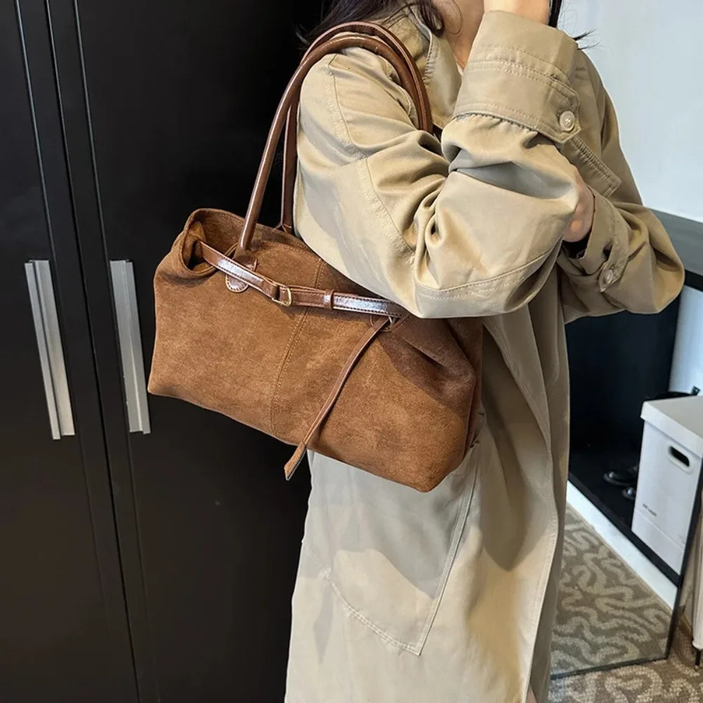Fashionable Retro Suede Bag European And American Largecapacity Autumnwinter Tote Simple Shoulder 251018