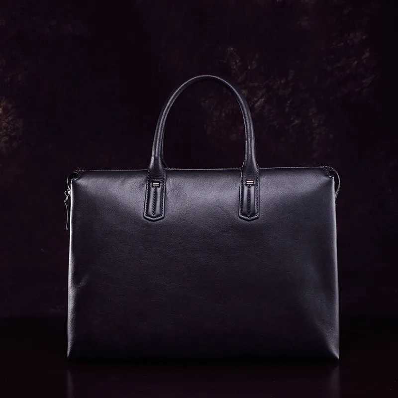 2025 New Genuine Leather Mens Briefcase Cowhide Handbags Business Casual Large Capacity Computer Bag Shoulder Messenger Bags W251022