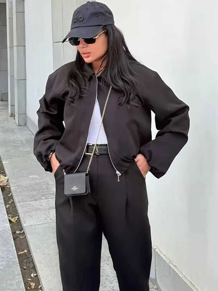 HH Autumn Women Casual Zipper Jacket Solid Long Sleeve Lapel Cropped Coat Fashion Female Bomber Jackets Streetwear1 Y251105