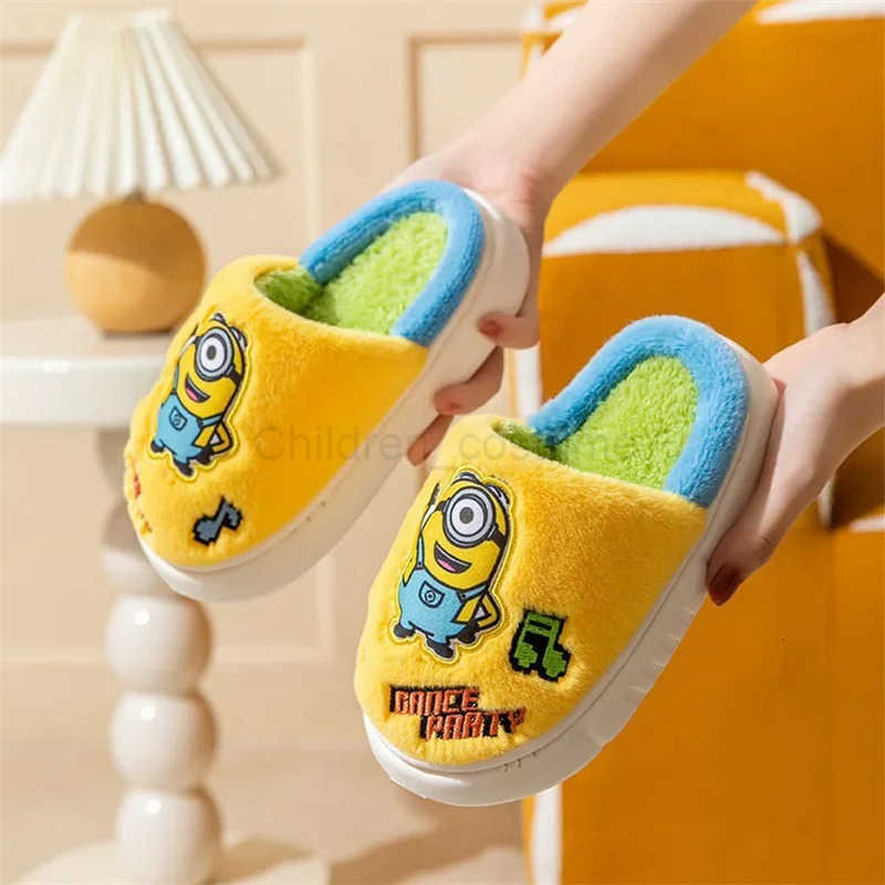 Disney Minions Plush Slipper Cartoon Children Cotton Slippers Anime Figures Cute Home Interior Keep Warm slippers Winter Kid Gift H251022