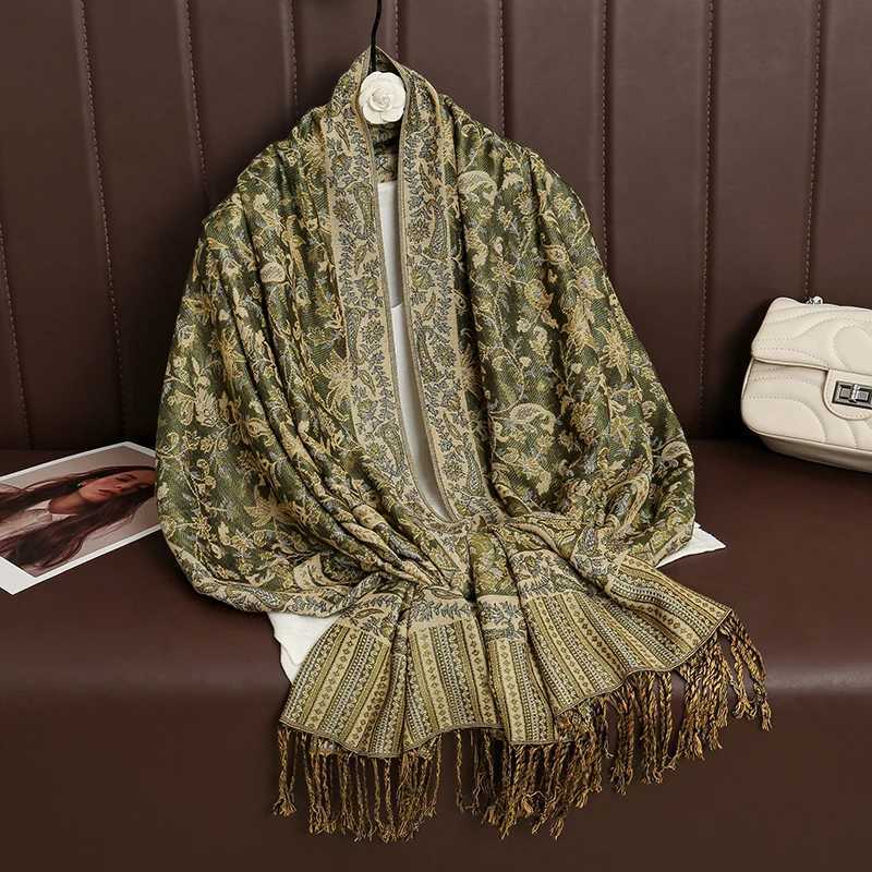 2024 Luxury Brand Cashmere Women Scarf Printed Winter Warm Shawl and Wraps Bandana Long Jacquard Paisley Female Foulard J251118