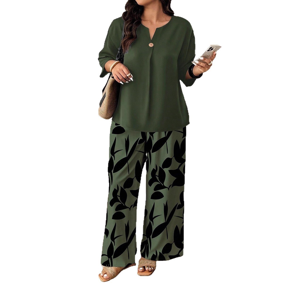 New designer fashionable women's plus size casual loose green two-piece set with leaf print V-neck artistic retro style