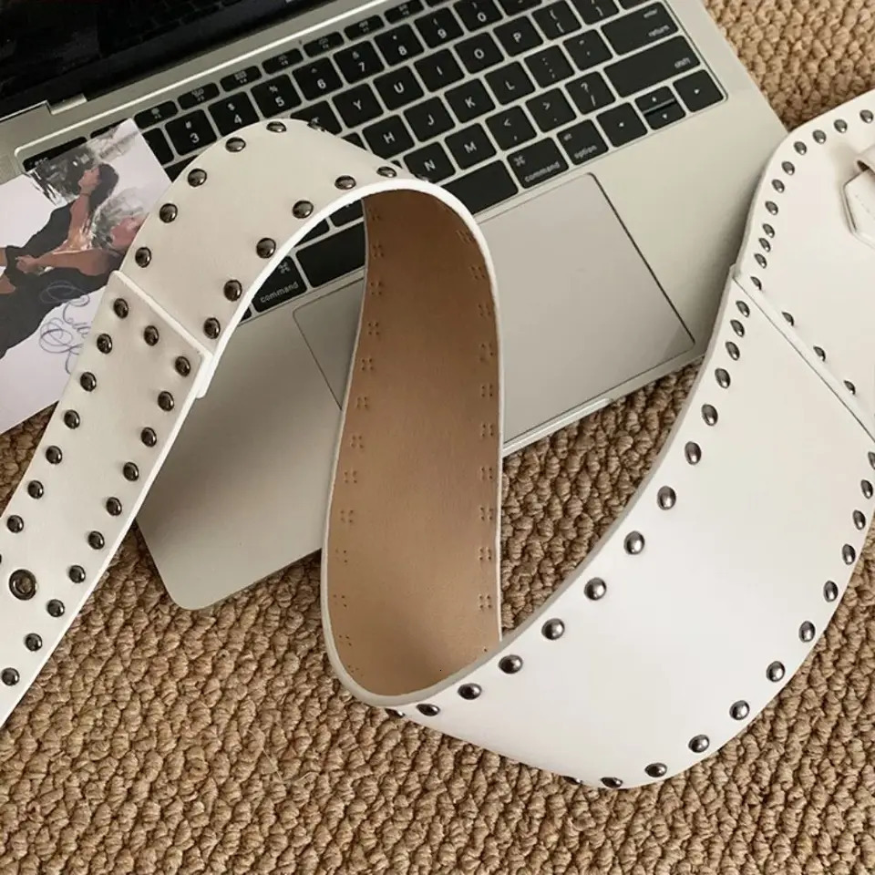 HeavyDuty Wide Womens Belt Gothic Y2k Rivet Waist Belt Punk Style American Dress Jeans Belt Spicy Girls 251013