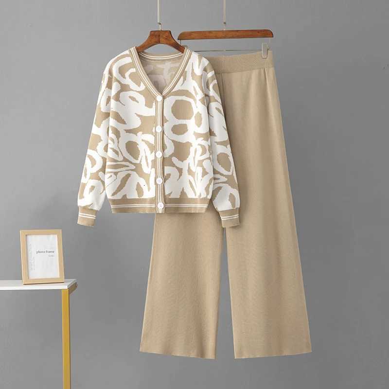 HLBCBG Casual Summer Tracksuit Women Two Piece Set Short Sleeve Knitted Two Piece Women Set Slit Wide Leg Pant Matching Sets ForT251022