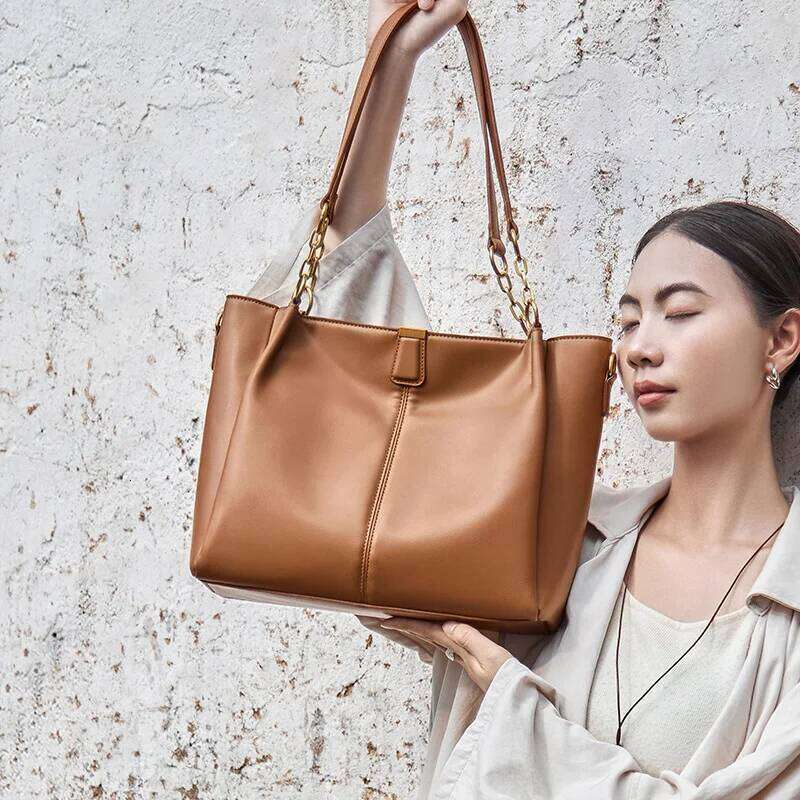 Jonlily Women Genuine Leather Shoulder High Capacity Commuter Female Handbag Totes Crossbody Bag Daybag Purse -Kg2040 Suotong1022