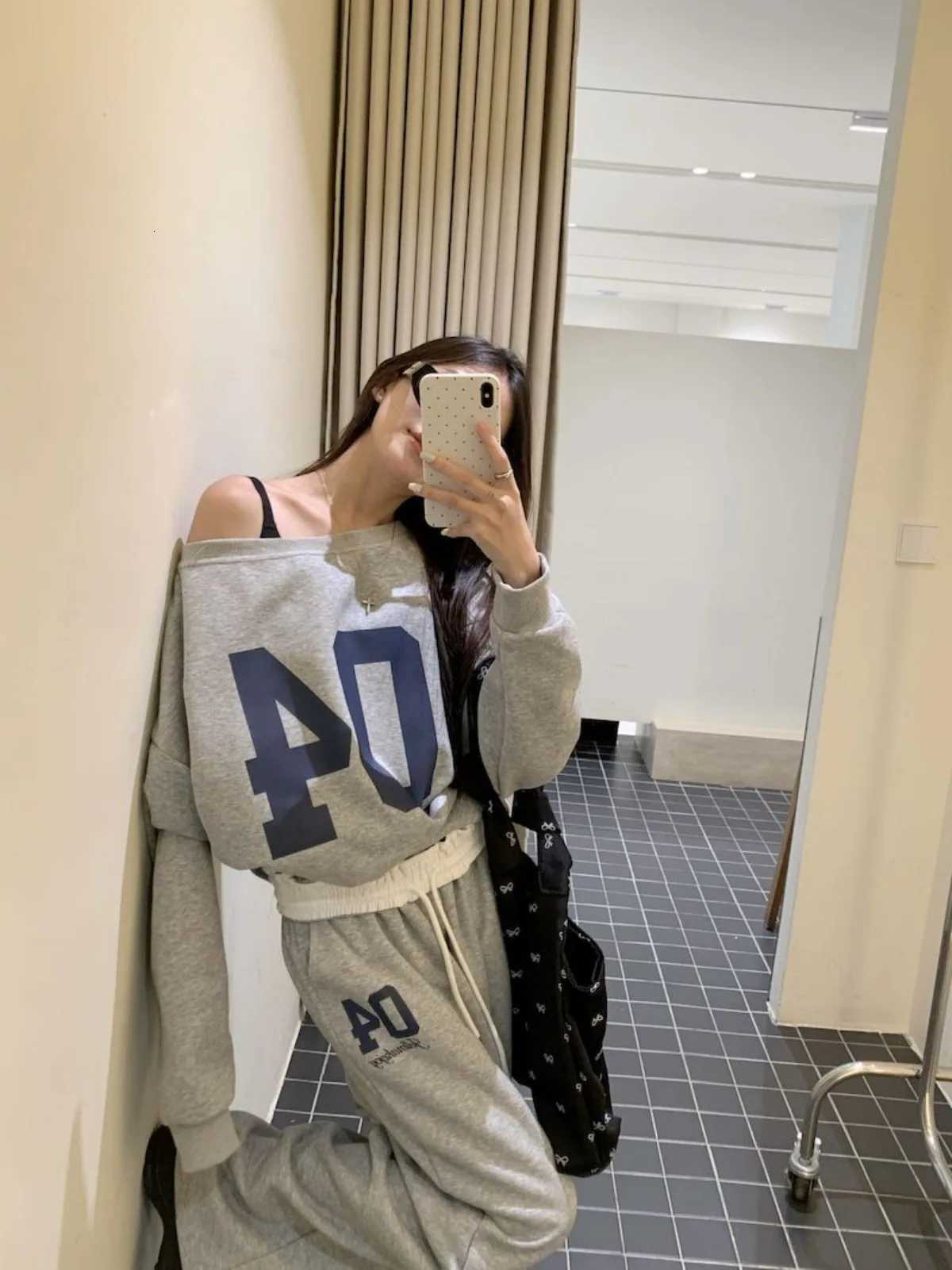 American fashion retro sports pants for women in spring and summer high waisted and drooping casual pants loose pantsT251022