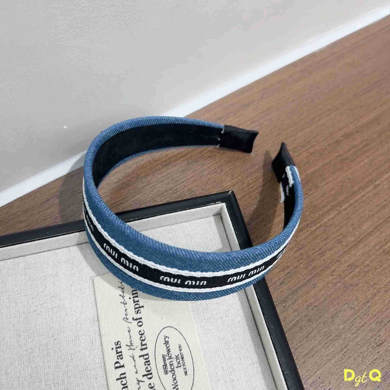 Luxury Solid Color Denim Letters Sponge Headband for Women 2025 Summer New Fashion Girl Wash Face Wide Edge Simple Hair Band M251022