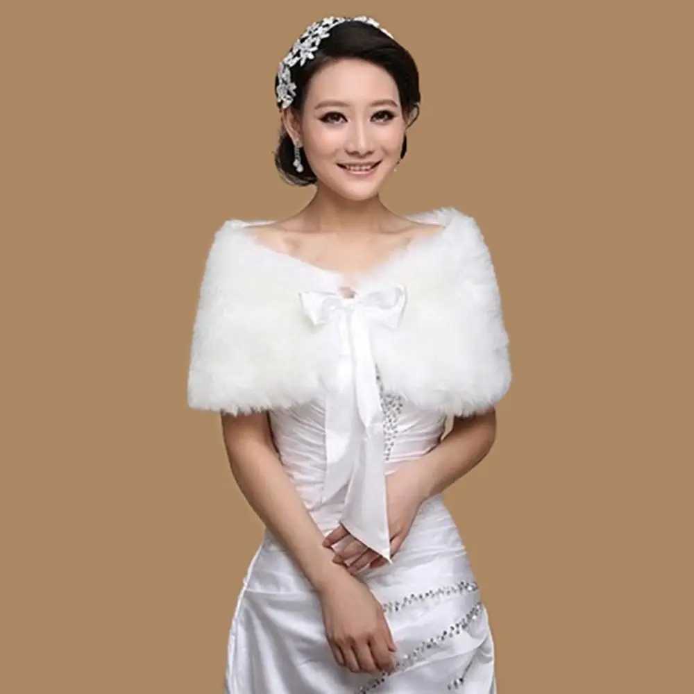 Winter Cape White Fur Shawl Wedding Accessories Elegant Bridal Wrap Women Wedding Jackets Soft Cape Imitation Fur J251118
