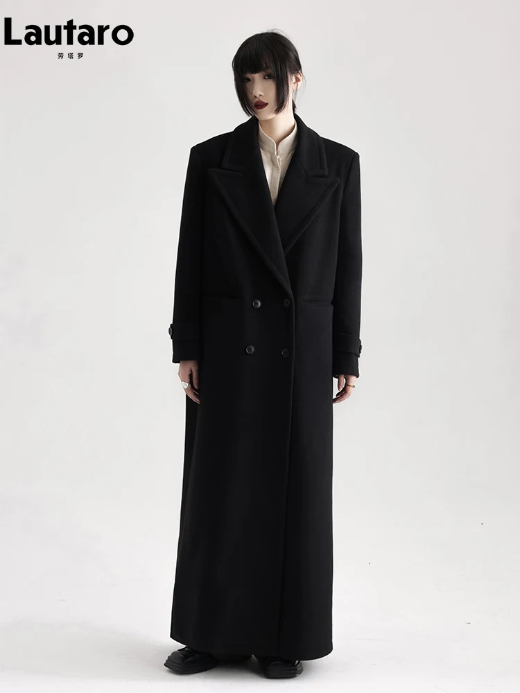 Lautaro Winter y Extra Long Black Warm Soft Wool blends Coat for Women High Quality Loose Casual Woolen Overcoat 251021
