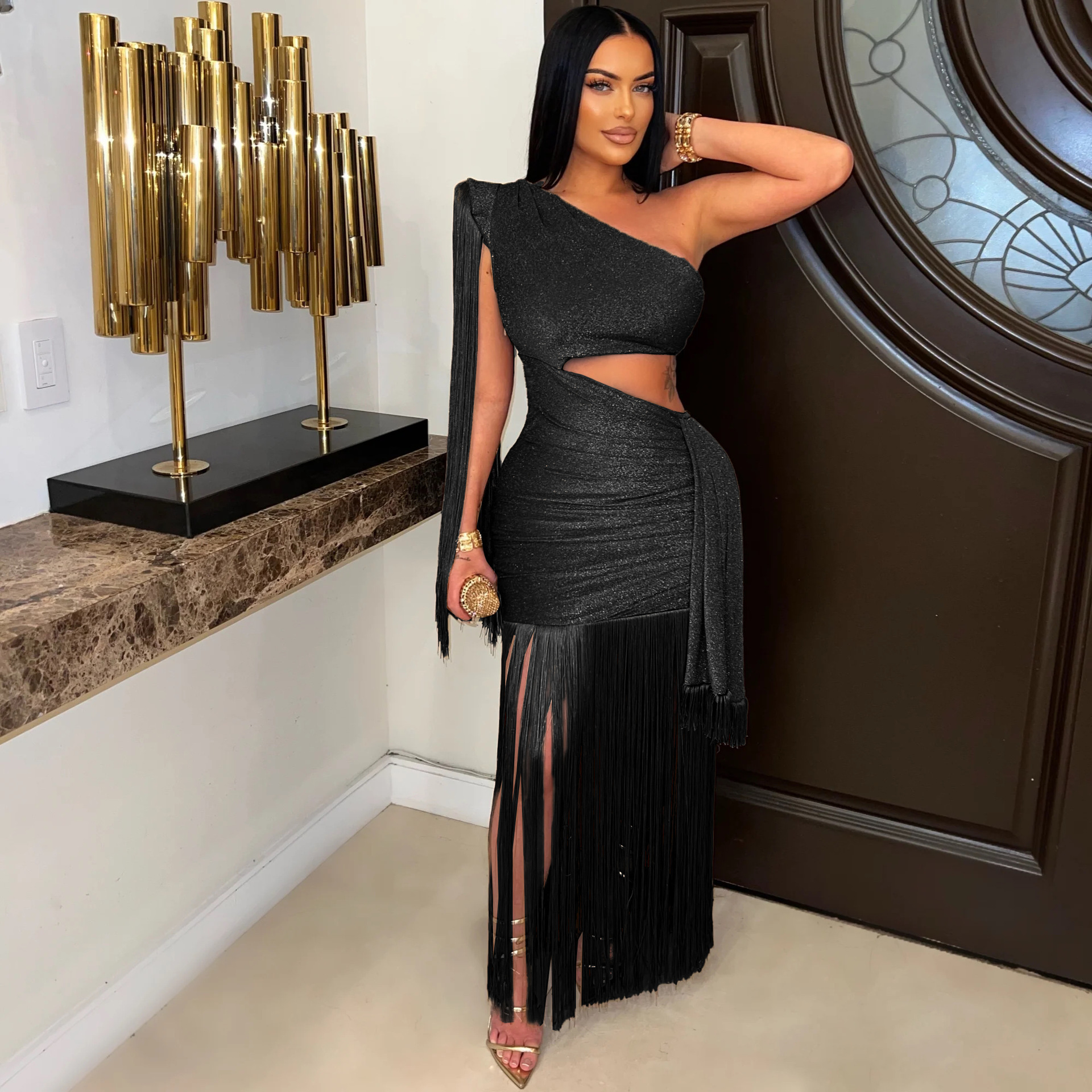 New fashion designer with European and American style, asymmetrical single shoulder tassel long skirt, women's favorite