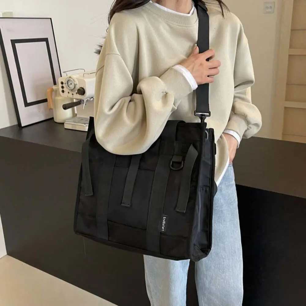 Large Capacity Oxford Briefcase Multifunctional Waterproof Men Handbag Solid Color Portable Oxford Crossbody Bag W251022