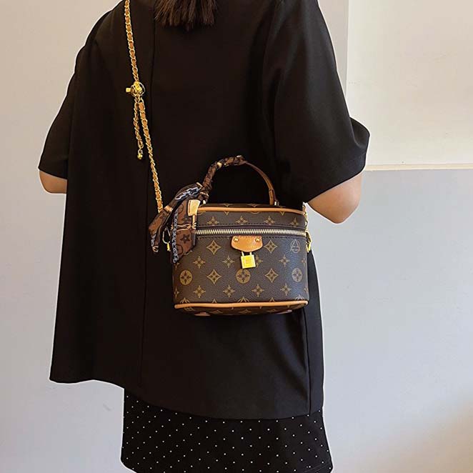 High Quality Designer Bag for Women Shoulder Makeup Bags Tote Bag Underarm Bag Leather Hot Style Crossbody Evening Handbag H260318