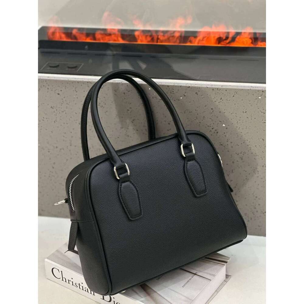 Bowling Shoulder handbag Designer Genuine Leather With Large Capacity Women Cowhide Retro Boston Travel Bag