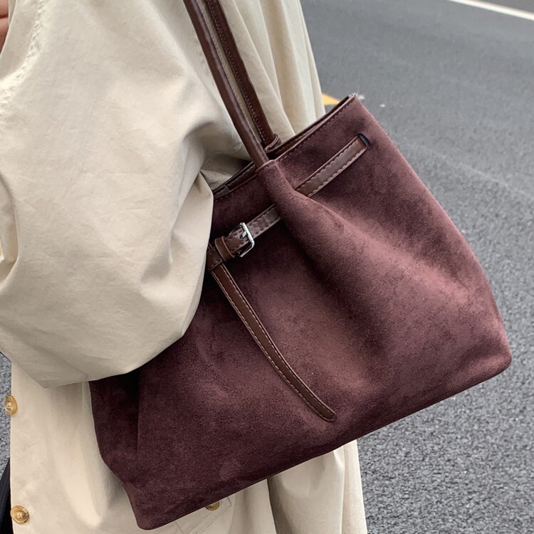 Luxury Brand Designer Bag Suede Bag For Women, Large Capacity 2025 New Autumn Winter Matte Shoulder Bag, High-End Commuter Tote Bag